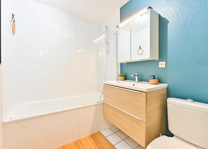 Candella Apartment *